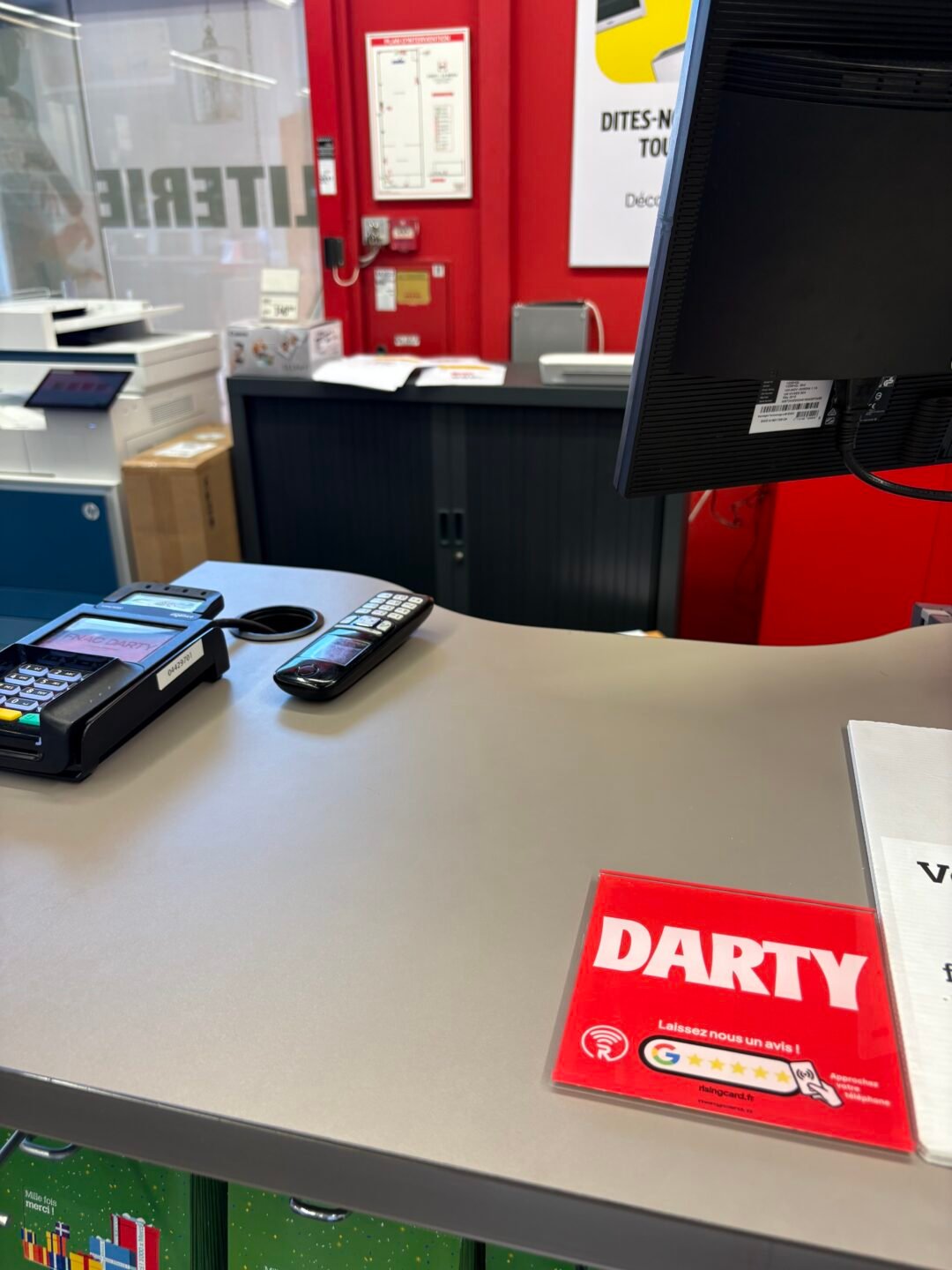 IMG_5136 Plaque connectée NFC personnalisée