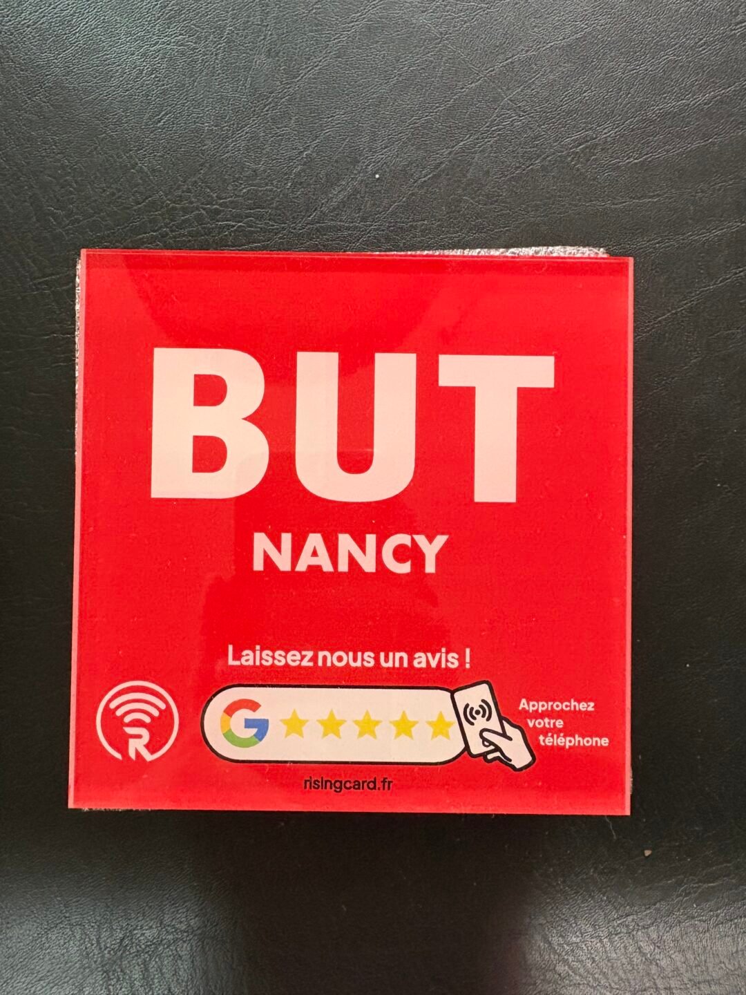 IMG_8386 Plaque connectée NFC personnalisée