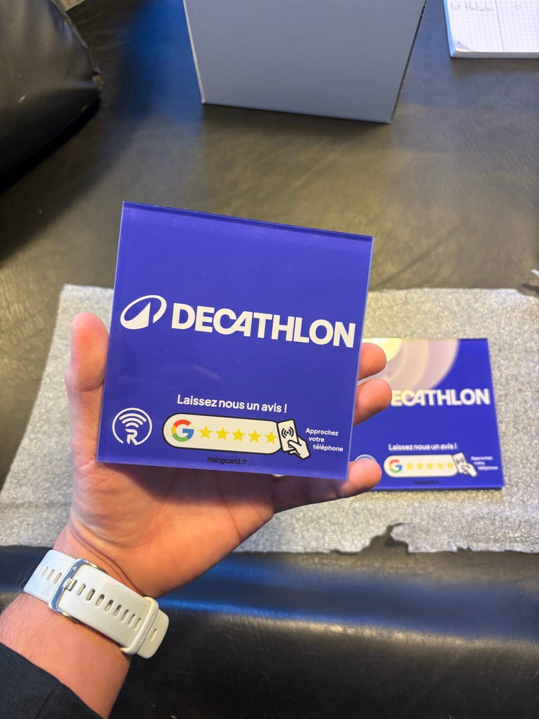 IMG_8467 Plaque connectée NFC personnalisée